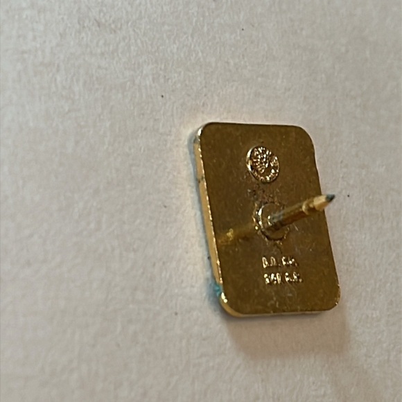 Vintage 24K Gold Plated American Red Cross Fifteen Years Lapel Pin - Picture 3 of 6